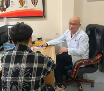 甘肃省|男科医师高朋磊：守护男性健康，专业男科诊疗